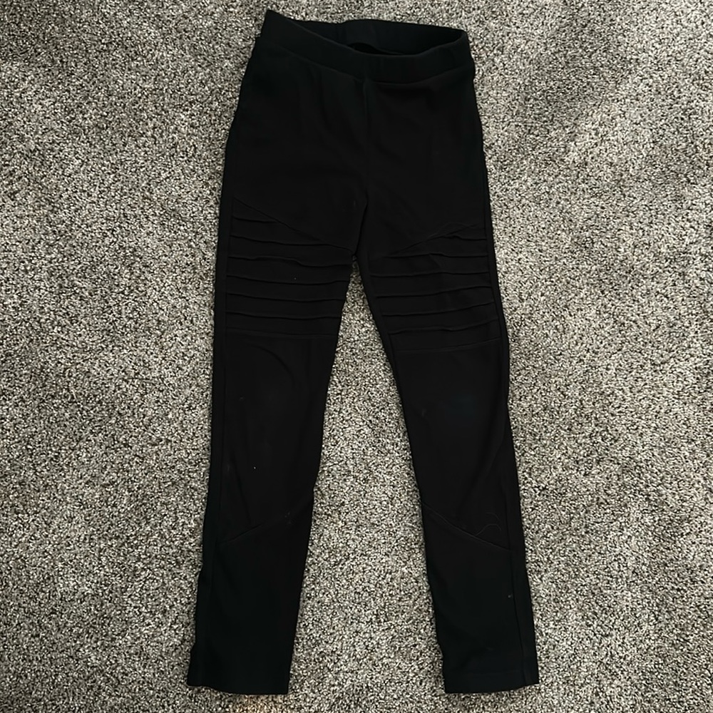Black moto leggings by Art Class